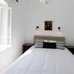 Eutuxia House Petali Apartment